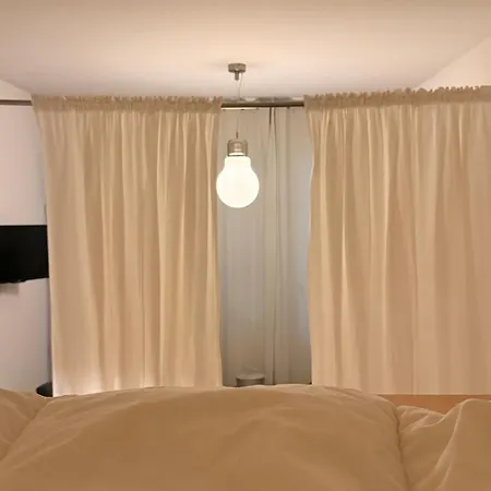 Centre * קראנס-מונטנה
